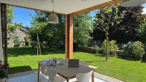     - HYTT Architecture